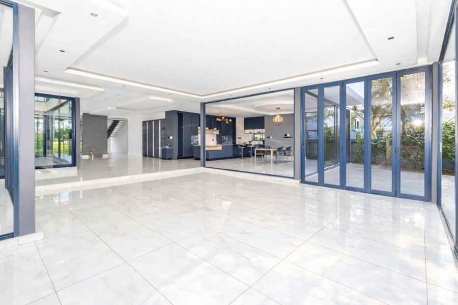 6 Bedroom Property for Sale in The Islands Estates North West